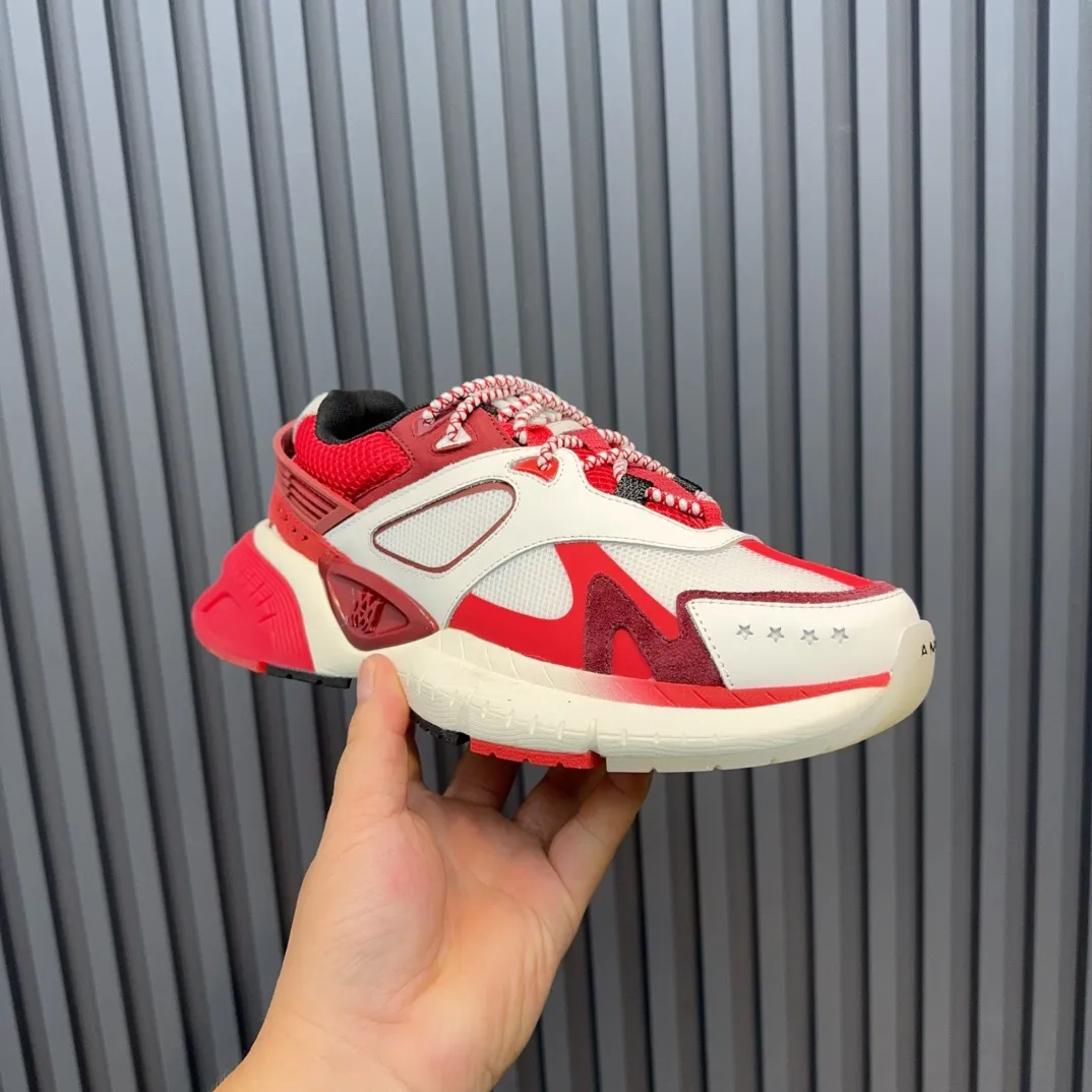 [AMIRI Amir] P: 760💰Size for couples: Female 35-40; Male 39-44; (Customized at 45.46) AMIRI Amir New Autumn and Winter Products New Autumn Latest Catwalk Couple Color Block Bread Casual Sports Shoes Series 〰 Casual fashion style full of details New generation of bone shoes popular classic upgrades Super comfortable and super popular! AUTRY is an exclusive version of AUTRY couple casual shoes from a high street brand in Los Angeles. Many celebrity Internet celebrities have the same style. Chinese new rapper Xiaobai Gali, Wang Yibo, Yang Mi and other Internet celebrity bloggers are competing for their feet. The three-dimensional molded metal logo on the side of the AJ1 shoe is on par with Nike's popular Fog. The heroic value instantly has a bit of punk rock flavor, all showing fashion sense and street style... ▪ Upper: original custom-made cowhide + original custom-made breathable mesh ▪Inner lining: original customized breathable mesh ▪Outsole: original molded two-color TPU rubber combination outsole.